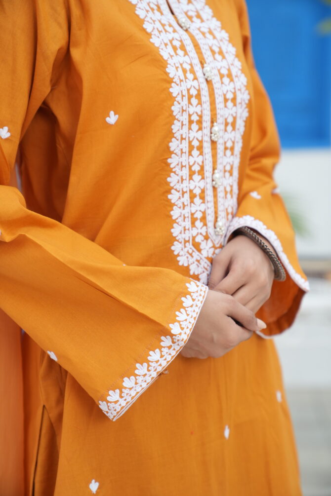Nivara -3 Pc Ready-To-Wear - Image 3